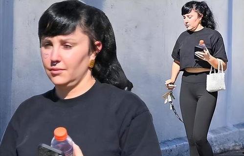 娱乐圈吃瓜文学一口气看完,一网打尽明星秘闻，揭秘幕后真相